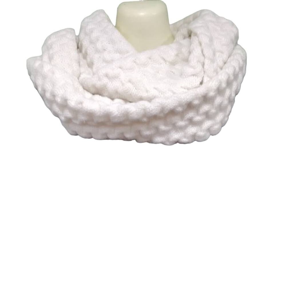 Echo 10" Wide Bulky Cable Knit Infinity Scarf, Cream‎ NWT
